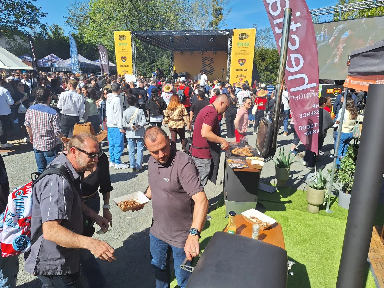 Hestia by Ember at the BBQ Expo Paris 2025 - Ember Kamin 